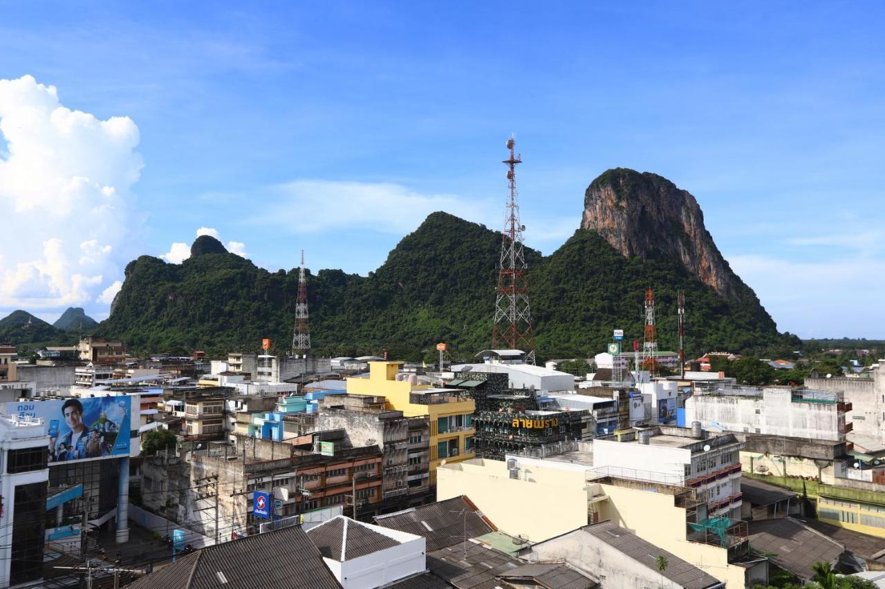 Mest Hotel Phatthalung Kültér fotó