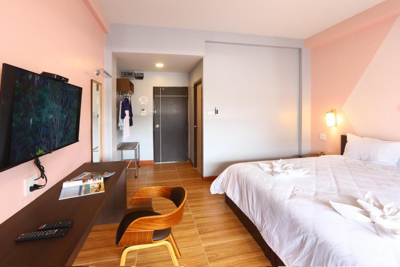 Mest Hotel Phatthalung Kültér fotó