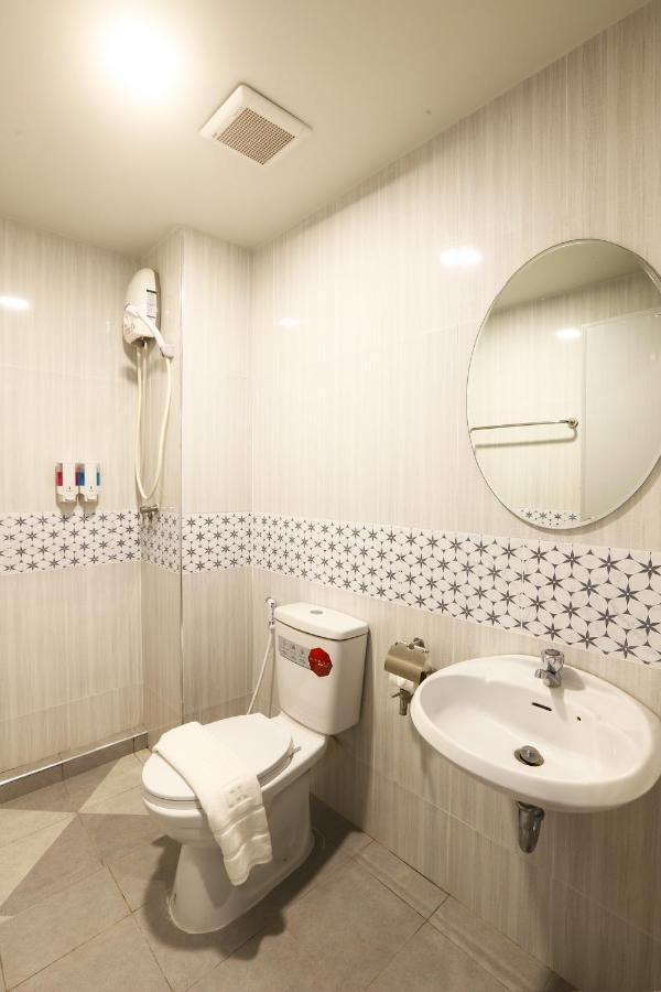 Mest Hotel Phatthalung Kültér fotó