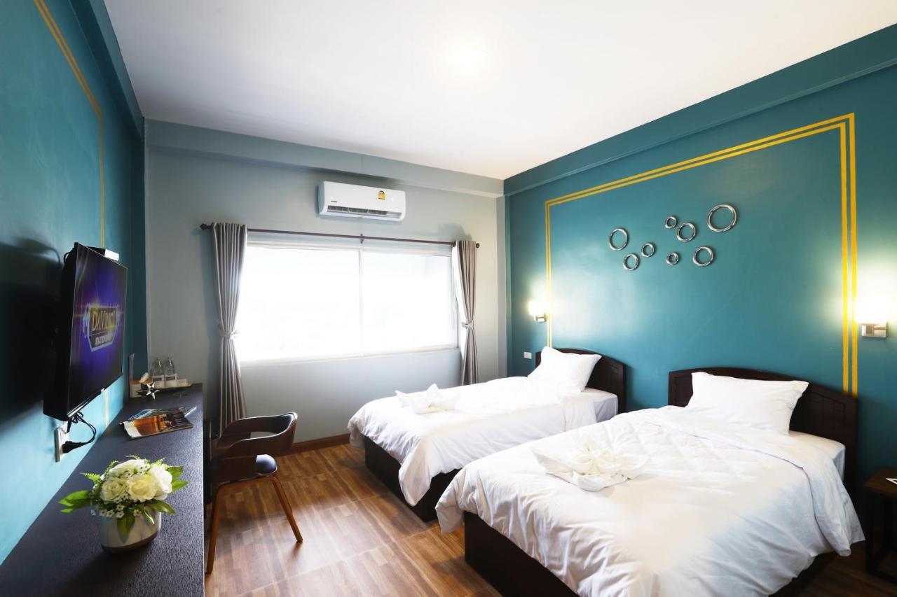 Mest Hotel Phatthalung Kültér fotó