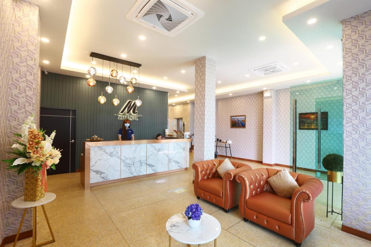 Mest Hotel Phatthalung Kültér fotó